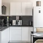 Rentplanet - Na Grobli * Breslavia